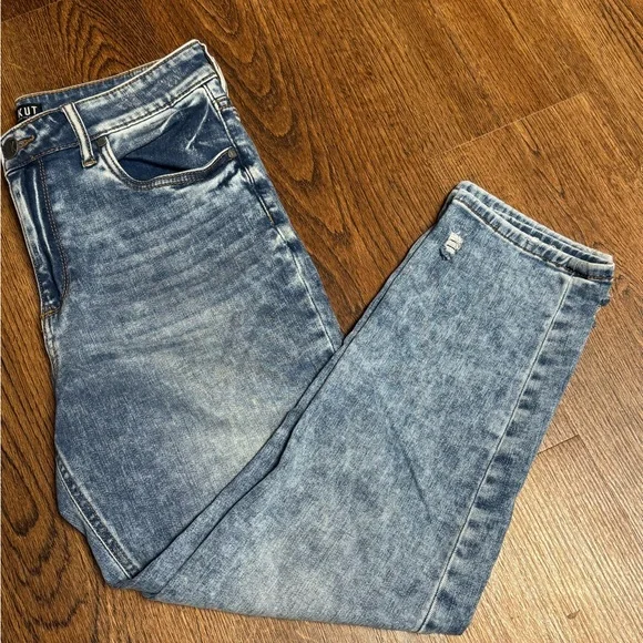 Kut from the Kloth Naomi Girlfriend Ankle Jeans - Picture 5 of 5